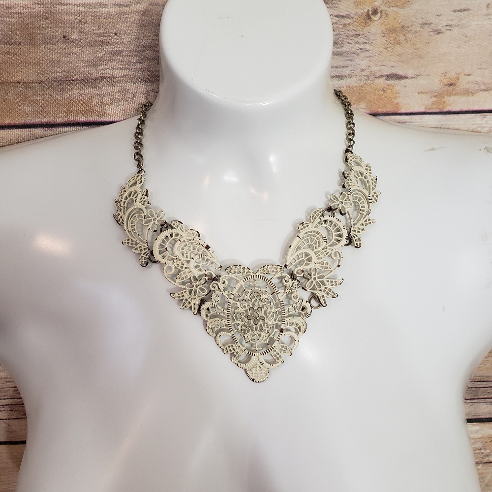 Rustic Ivory Adjudtable Necklace